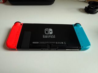 Nintendo Switch+Mario Kart 8 Deluxe +microSD 128GB