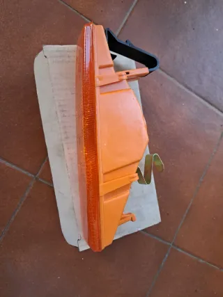 FORD SIERRA MK1. PILOTO DELANTERO DERECHO.