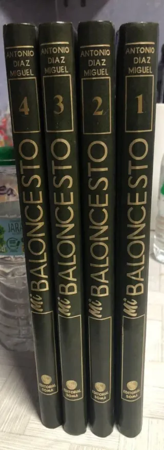 Saga de libros sobre la historia del baloncesto