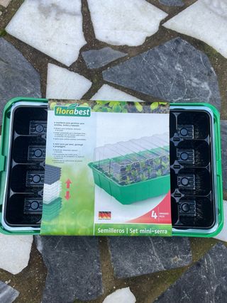 Set 4 Mini Invernaderos para germinar, brotes ,etc