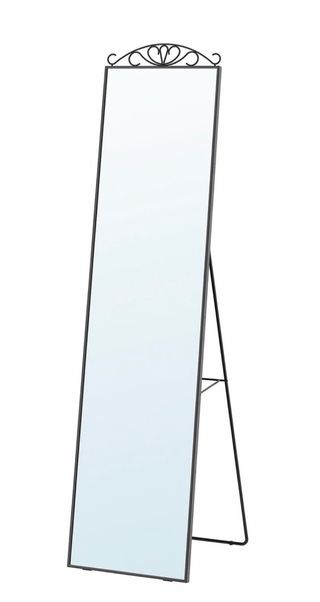 Specchio da terra in metallo con dettagli