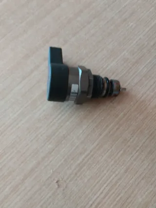 Válvula Control Presión Rampa Inyector VW AUDI