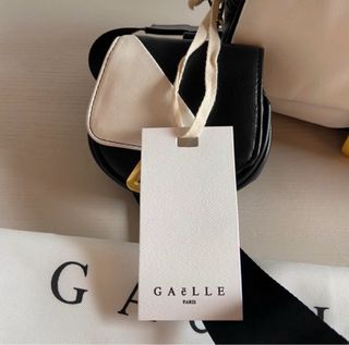 Borsa Gaelle tracolla nera e bianca