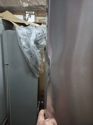 Frigorífico Haier plateado