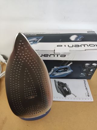 Plancha de vapor Rowenta Effective 2400W DX1636