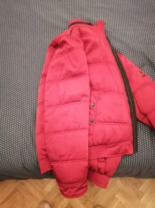 Cazadora de invierno Resert roja