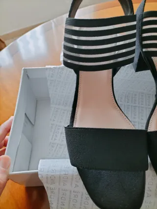 Sandali donna neri con elastico