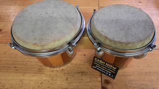 RAIDER PAREJA BONGOS FABRICADOS EN MADERA Y METAL