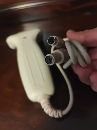 Lector Código Barras Antiguo Beige