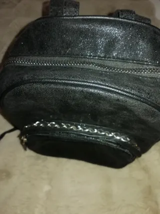 Mochila pequeña negra Primark