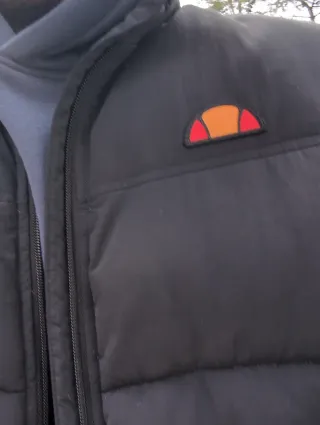 Cappotto Ellesse nero e arancione