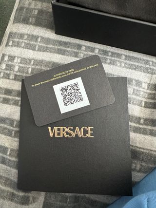 Reloj Versace Dorado y Negro