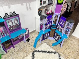 Casa de muñecas Monster High y cocina de niñ@