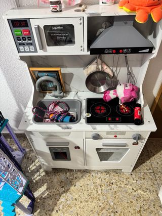 Casa de muñecas Monster High y cocina de niñ@