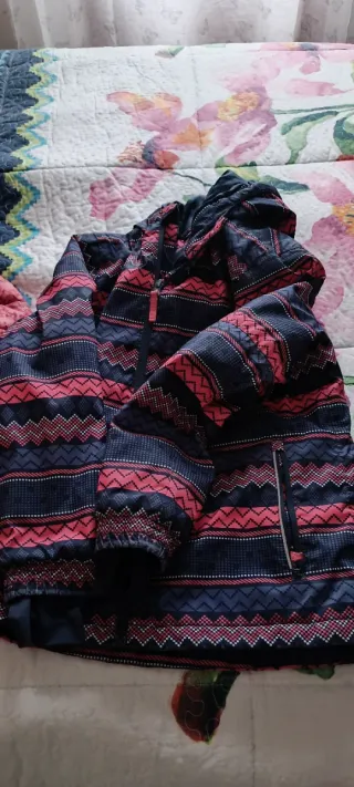 Chamarra rosa para niña