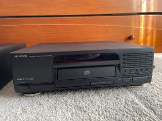 Equipo de música Kenwood original por módulos.