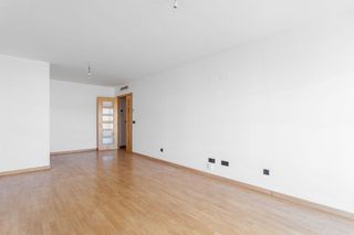 Piso en alquiler en Torrefiel en Valencia