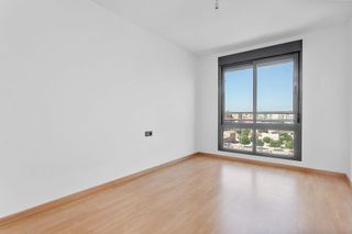 Piso en alquiler en Torrefiel en Valencia