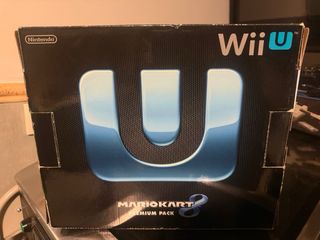 Nintendo Wii U Mario Kart 8 Premium Pack