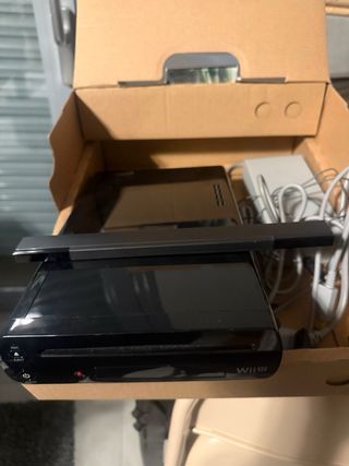 Nintendo Wii U Mario Kart 8 Premium Pack