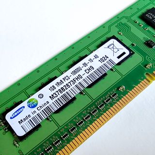 4GB RAM Samsung (4 x 1GB) PC3-10600U DDR3 UDIMM