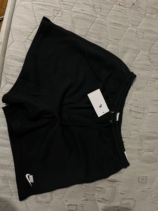 Pantalón corto Nike negro