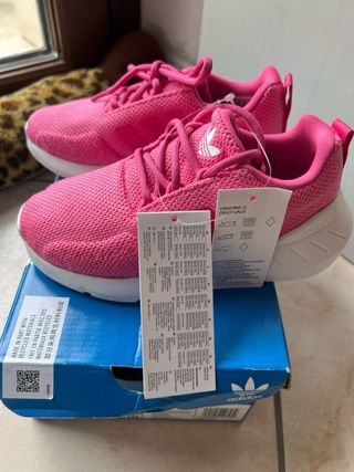 Scarpe bambina 28-34 nuove con etichetta