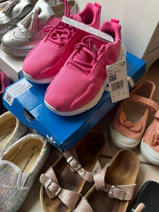 Scarpe bambina 28-34 nuove con etichetta