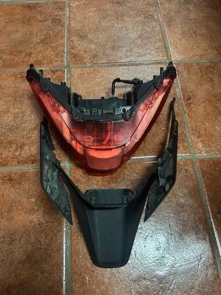 Piloto Trasero Honda Forza 125 original (2023)