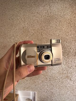 Nikon Lite Touch Zoom 120 ED AF Cámara No funciona