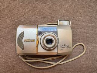 Nikon Lite Touch Zoom 120 ED AF Cámara No funciona