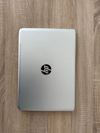 HP Envy 13 | i7 | 8GB RAM | 256GB SSD | Pant. QHD+