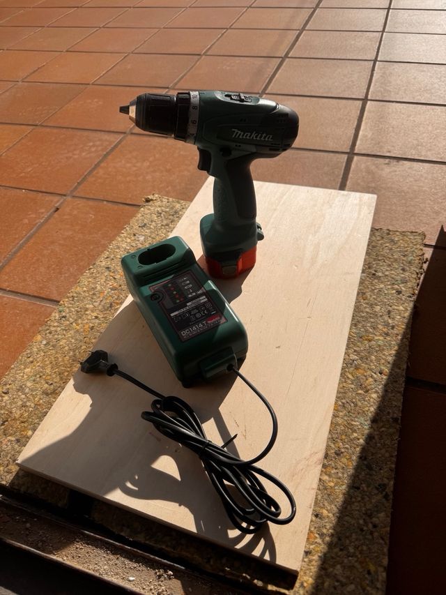 Taladro Atornillador Makita 6271D