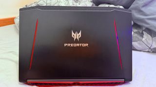 Portátil Acer Predator Helios 300 Negro/Rojo