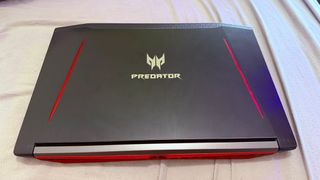Portátil Acer Predator Helios 300 Negro/Rojo