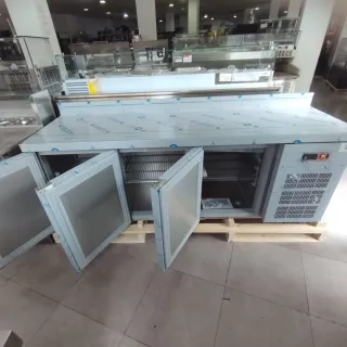 Bajomostrador Refrigerado