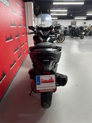 HONDA FORZA 300 DEL AÑO 2020 !! MUY BUEN ESTADO !!