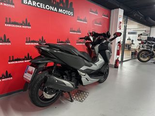 HONDA FORZA 300 DEL AÑO 2020 !! MUY BUEN ESTADO !!