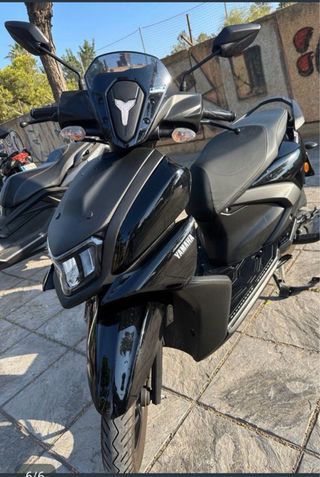 Yamaha Ray 125 Scooter