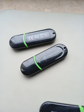 Pennette USB Transcend 4GB totale 5