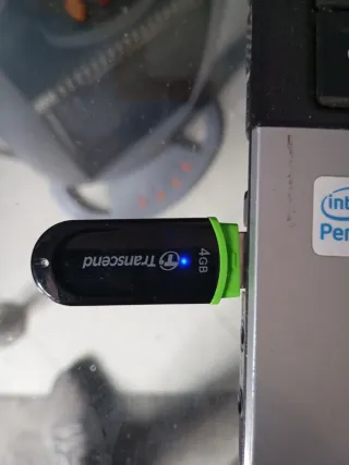 Pennette USB Transcend 4GB totale 5