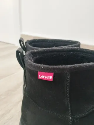 Botas Levi's Negras Talla 37 (UGG dupe)