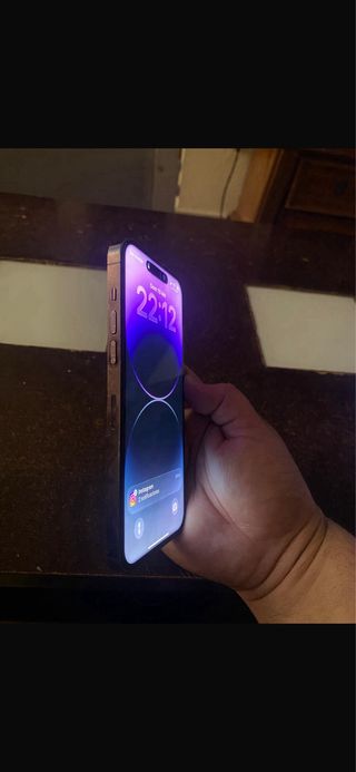 iPhone 14 Pro Max Morado