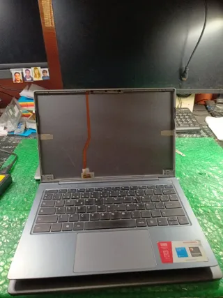 Lote 3 Portátiles Thomson