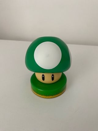 Figura Super Mario Estrella Mini con Luz