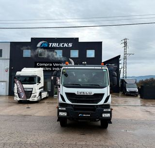 Camion grua Iveco Eurotrakker 360EEV 2013
