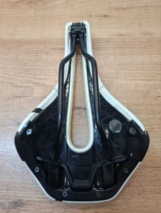 SELLE ITALIA NOVUS L3