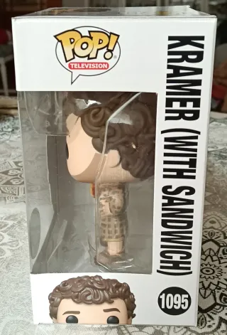 Funko Pop Kramer (with Sándwich) 1095