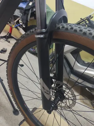 Bicicleta Eléctrica TREK Doble Suspensión