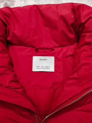 Plumífero niña rojo